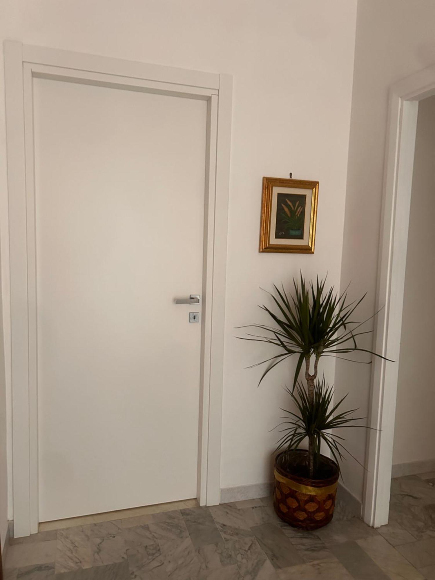 La Casa Di Michelle Hotel Foggia Buitenkant foto