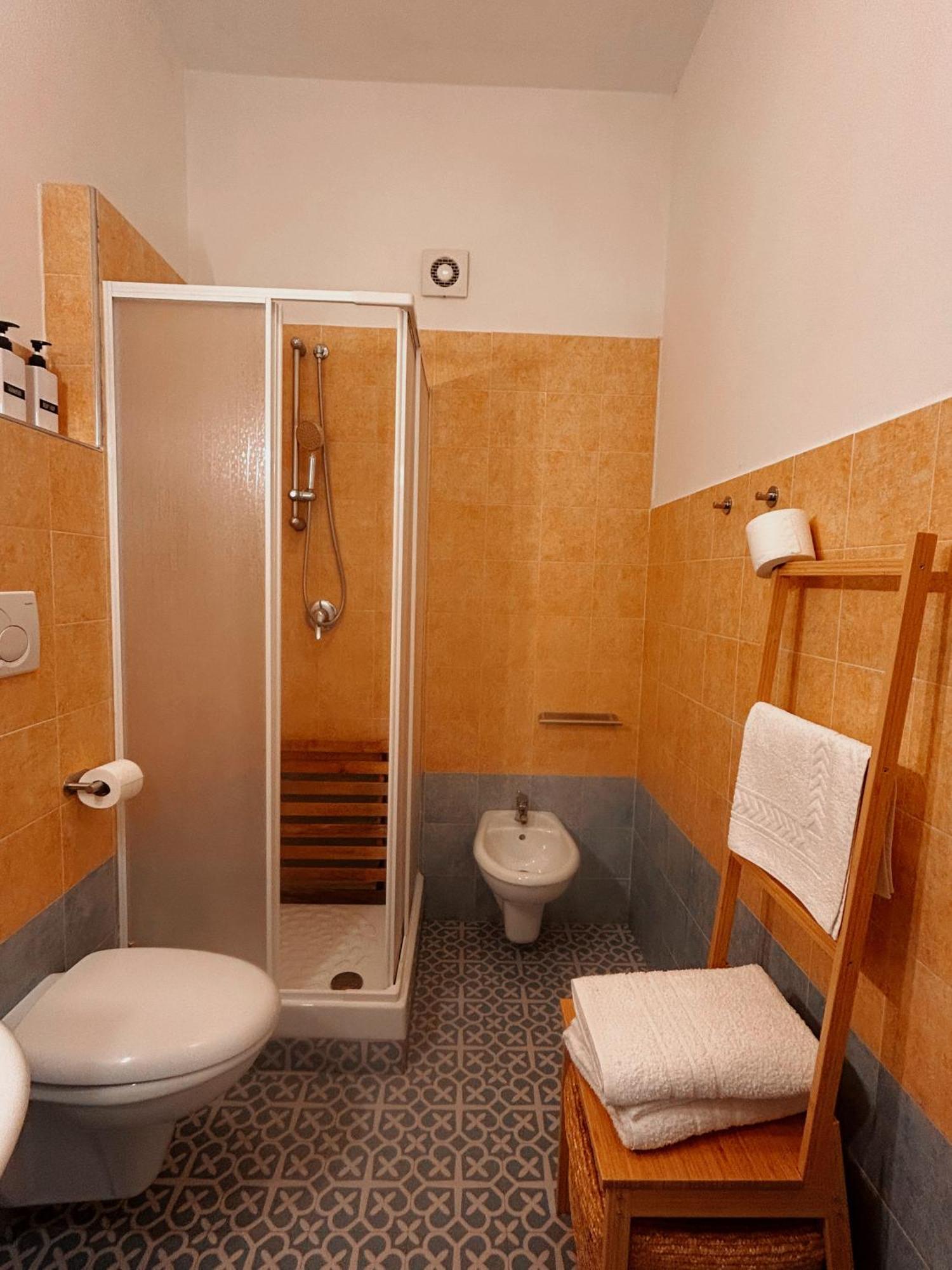 La Casa Di Michelle Hotel Foggia Buitenkant foto