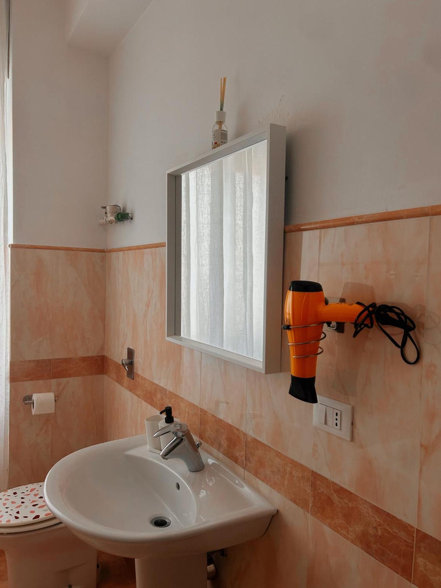 La Casa Di Michelle Hotel Foggia Buitenkant foto